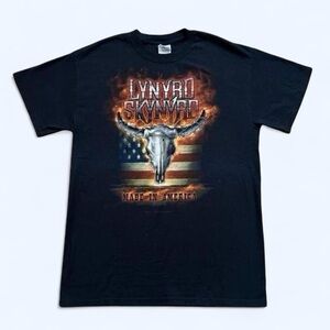 Black Lynyrd Skynyrd band Graphic T-Shirt M